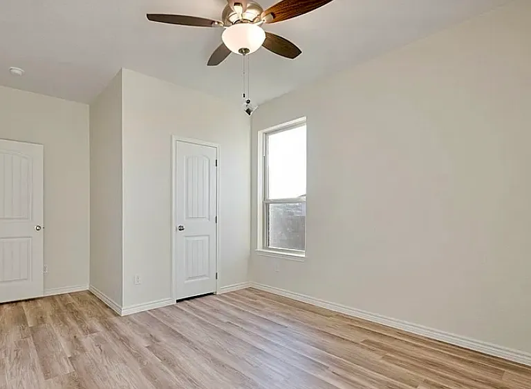 110 Levi Ct #A — Photo 12