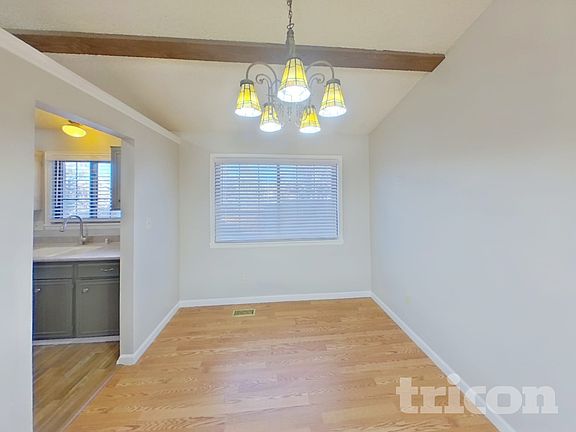 4th image of 5528 E Old Farm Cir