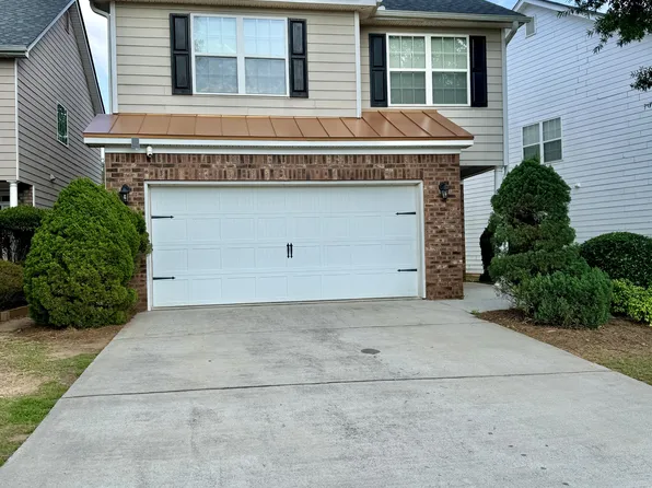 322 Clover Brook Dr, Locust Grove, GA 30248