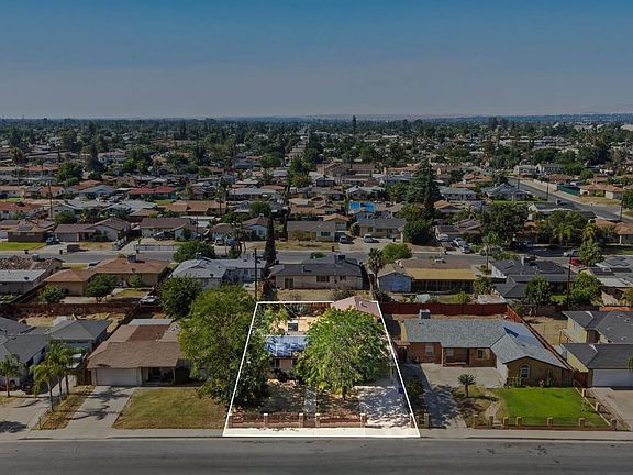 3rd image of 1418 Rosalia Dr