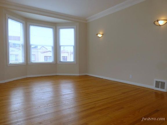 4th image of 5050 Fulton St #N104