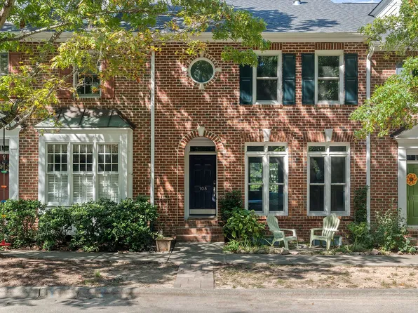 108 Westgreen Dr, Chapel Hill, NC 27516
