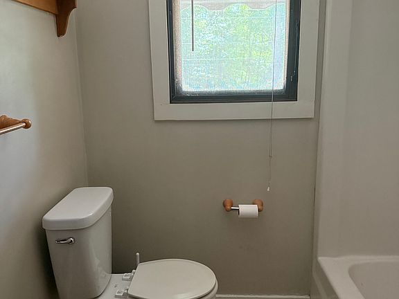 3rd image of 202 Grove St Unit 1