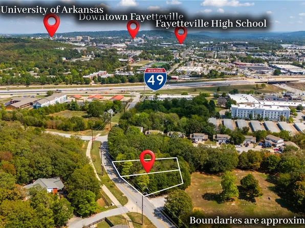 2799 W Old Farmington Rd, Fayetteville, AR 72704