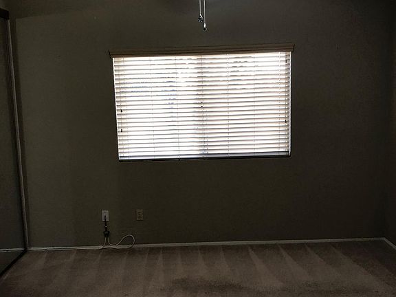 4th image of 28202 Bavaria Dr
