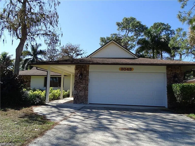 3043 Round Table Ct — Photo 1