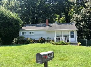 1610 S Norwood Ct, High Point, NC 27262