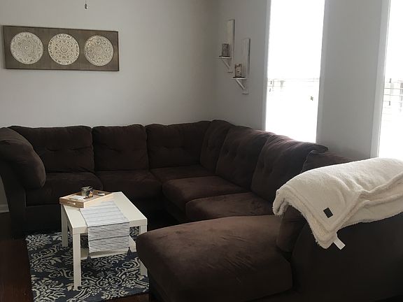 4th image of 1311 W Henderson St #5