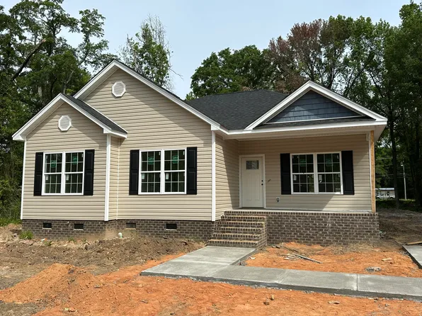 2027 Whittaker St, Orangeburg, SC 29115