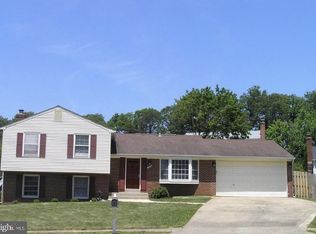 3302 Crest Haven Ct, Falls Church, VA 22042