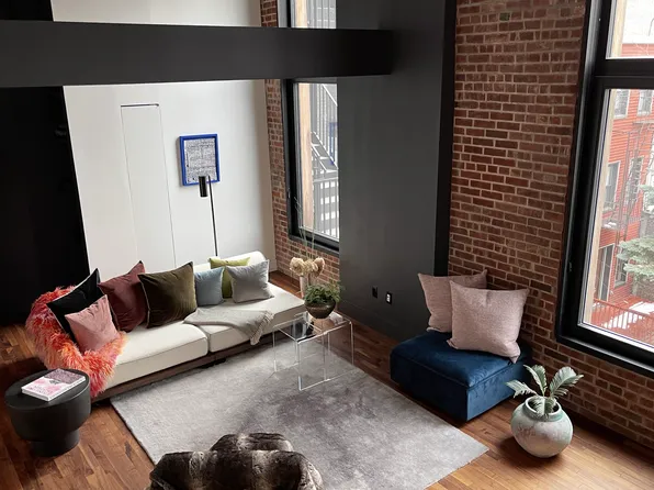 533 Leonard Street image 9 of 25