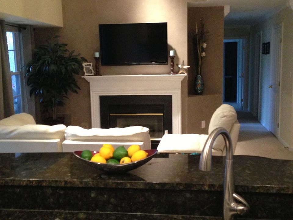 1st image of 4104 Monument Ct #304