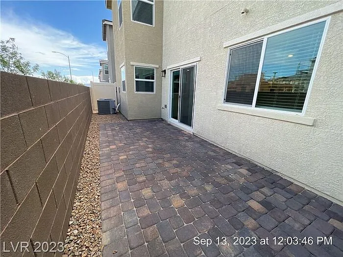 2750 Frosted Teal Ave — Photo 26