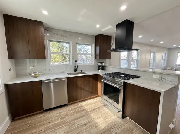 2676 Johnson Pl #1, Baldwin, NY 11510