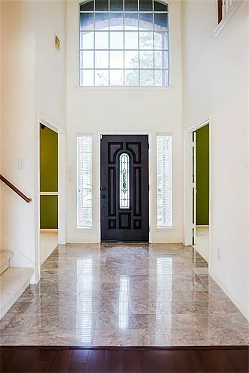 4 bed, 3.5 bath, 3202 sqft, $3,150 — Photo 4