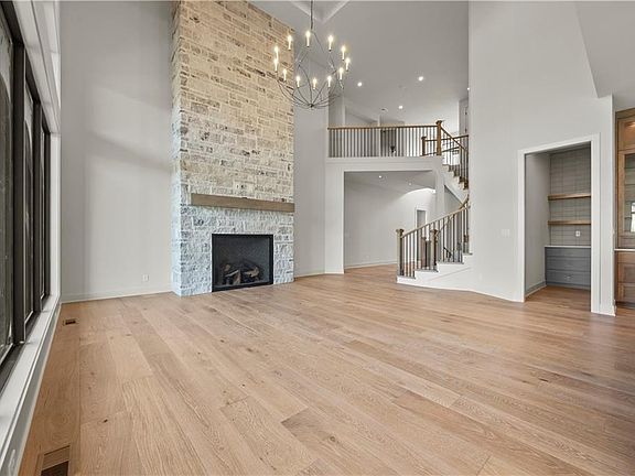 4th image of 11711 W 181st Ter
