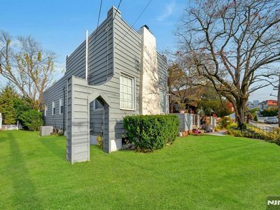229 Baldwin Ave, Hasbrouck Heights, NJ, 07604