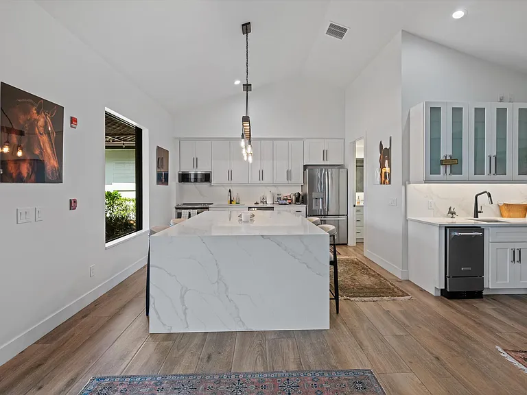 4751 S South Rd — Photo 21