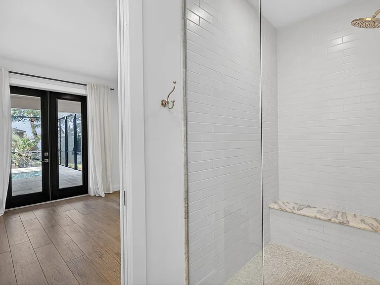 1218 SW 9th Ct — Photo 15