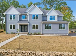 6 Chamberlain Ln, Mount Olive Twp., NJ 07828