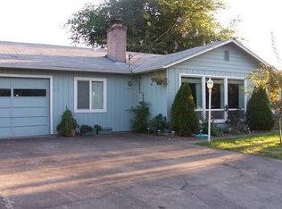 1856 Easy St, Medford, OR 97504