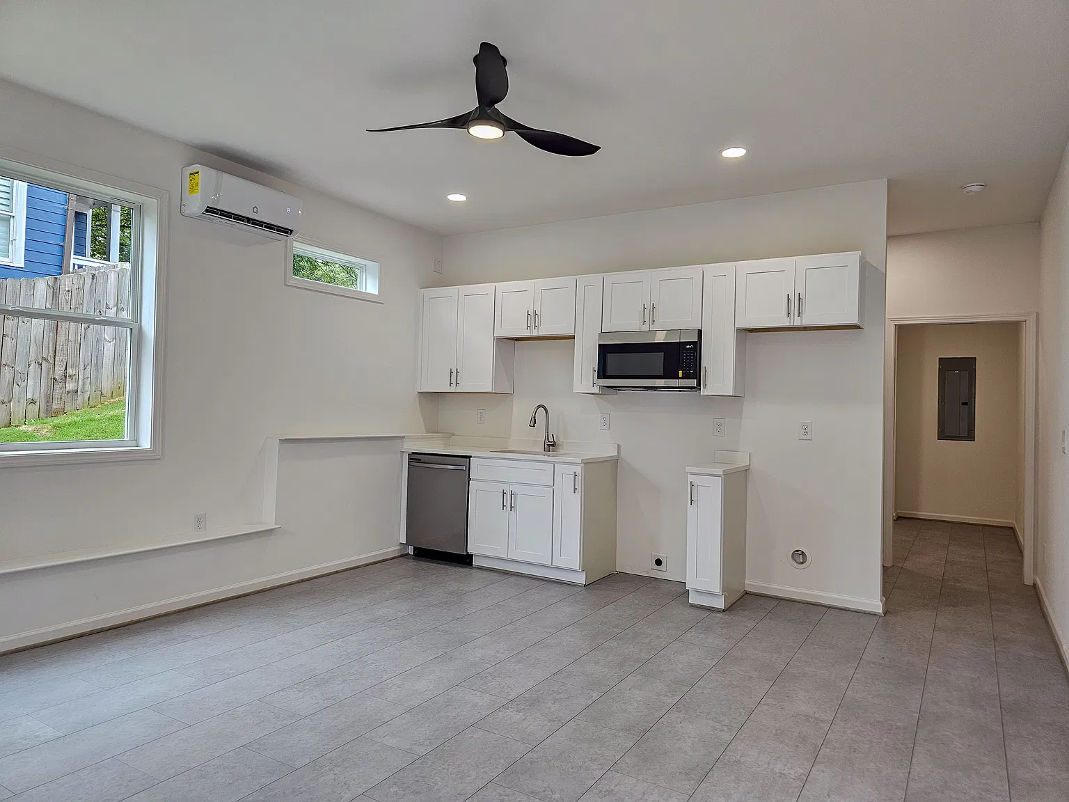 1 bed, 640 sqft, $1,200 — Photo 1