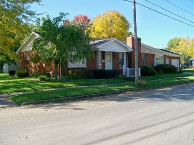 6 E Monroe Ave, Altamont, IL, 62411