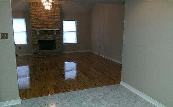 3rd image of 11270 S Idlewood Ct