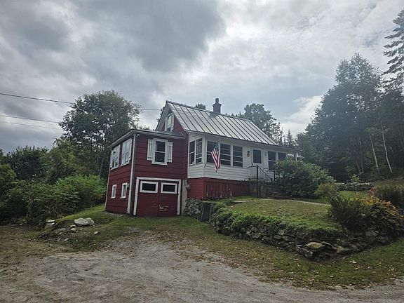 2nd image of 226 Oak Street