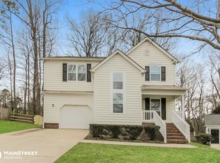 9202 Rotherham Ln, Charlotte, NC 28216