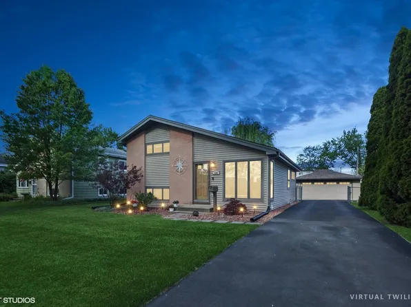 336 Mission Ave, Villa Park, IL 60181