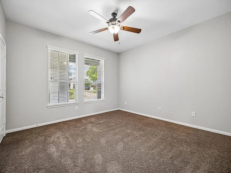 4419 Convento Dr — Photo 24