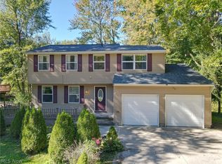 10296 Smugglers Cv, Aurora, OH 44202