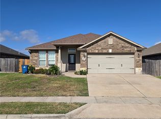 322 Pacific Dr, Portland, TX 78374