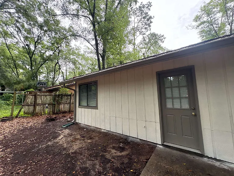 1824 Seay Ct — Photo 14