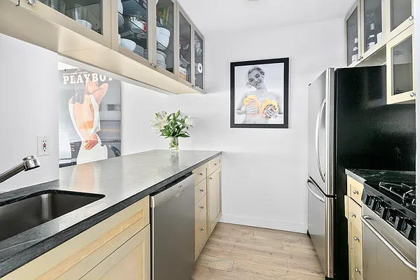 Sold by Douglas Elliman | media 4