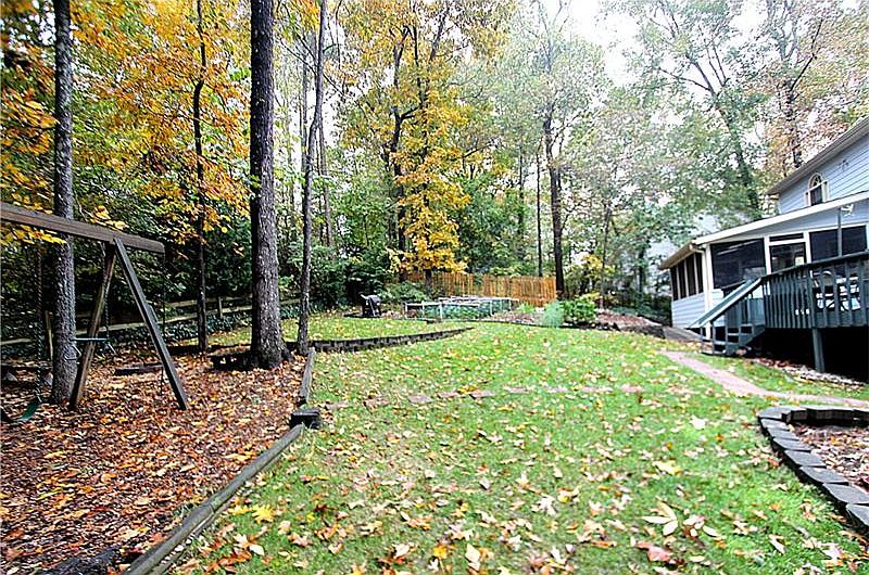 2nd image of 2584 N Arbor Trl