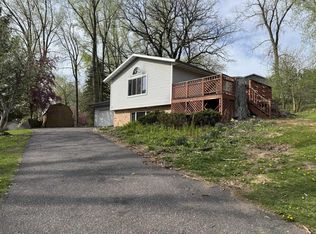 104 William St, Mineral Point, WI 53565