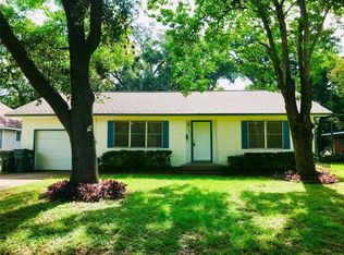 718 Hardeman St, Sealy, TX 77474