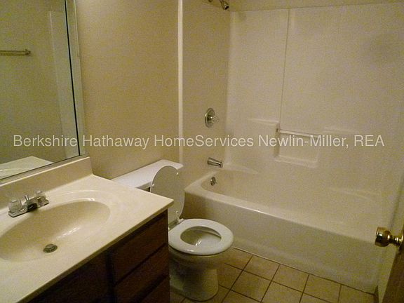 5th image of 1625 Country Walk Ct