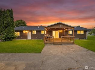 230 Cleveland Avenue, Sumas, WA 98295