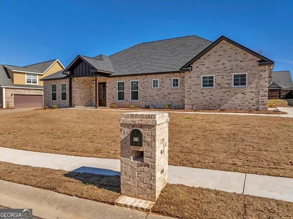 317 Wilsons Creek Bnd, Bonaire, GA 31005