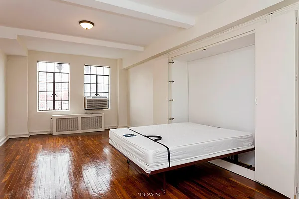 Sold by Town Residential | media 2