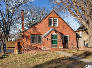 2704 N 65th St, Omaha, NE 68104