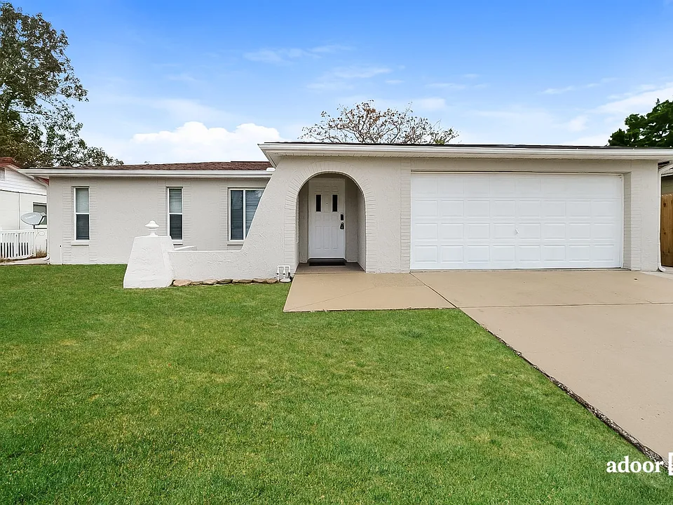 9302 Barrington Ln