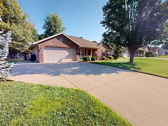 2nd image of 770 Overbrook Dr
