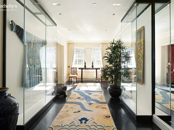 781 5th Avenue image 4 of 18