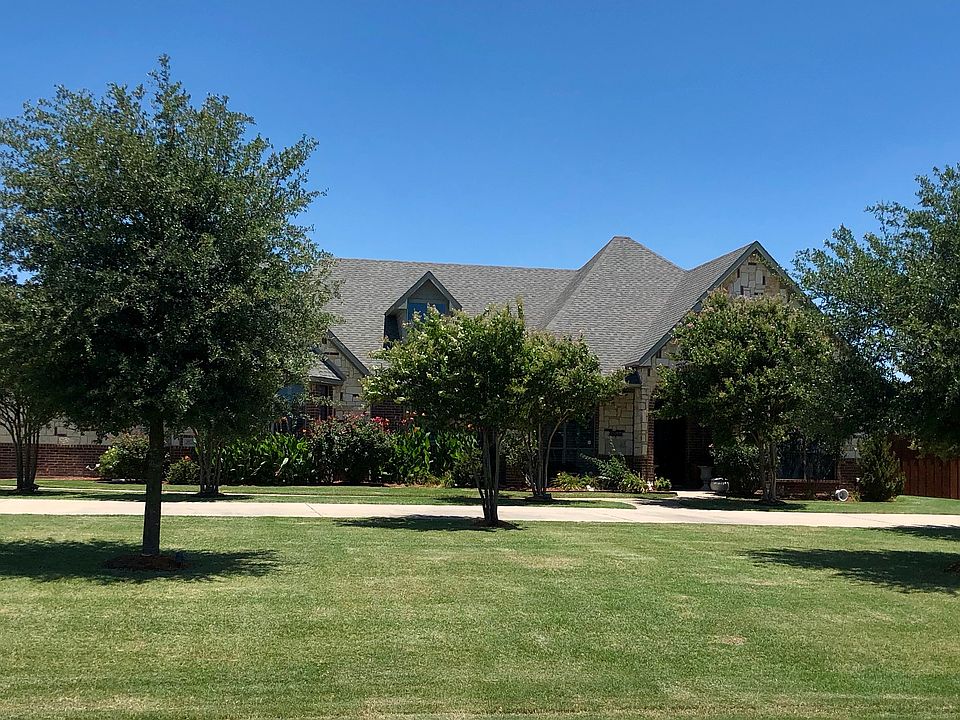 1st image of 3077 Belmont Ln