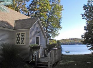 16 Meadow Dr, Tolland, MA 01034