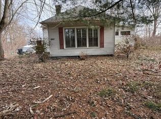 13195 Pardee Rd, Sawyer, MI 49125